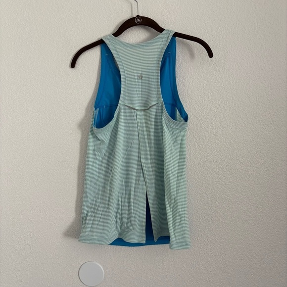 Lululemon Women's Blue Run Sliver Lining Tank Top - Picture 5 of 5